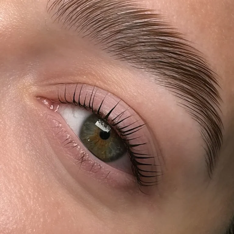 Brow-Lamination-x-Lash-Lift-Tint